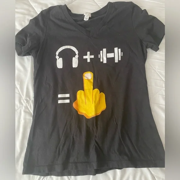 V-neck gym middle finger shirt - Picture 1 of 1